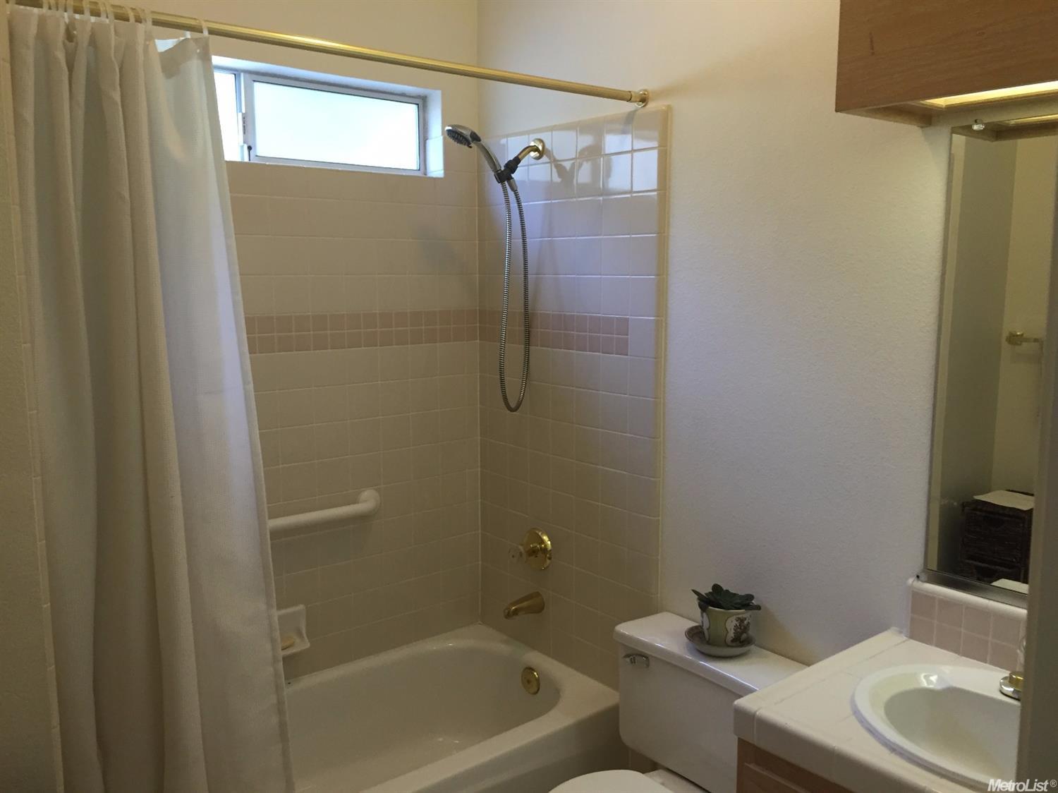 3157 Woods Cir, Davis, CA 95616 photo 7