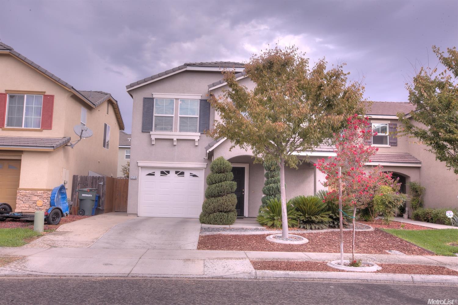 1715 Richard Way, Ceres, CA 95307 photo 1