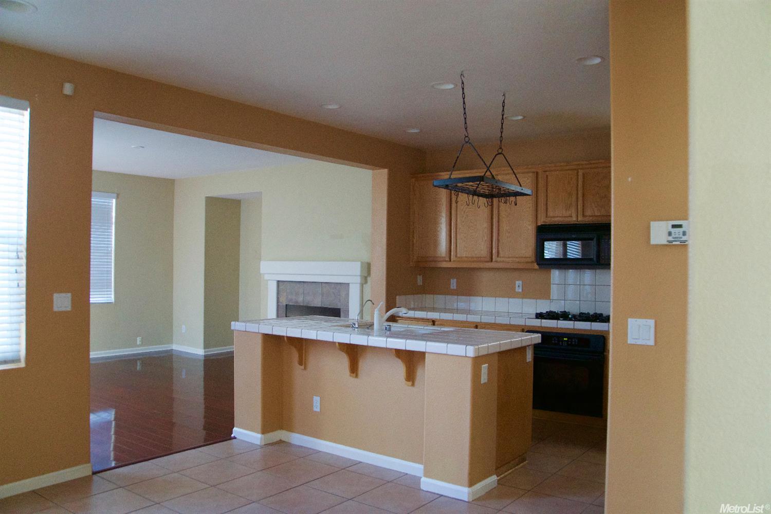 801 Kennedy Pl, Tracy, CA 95377 photo 6