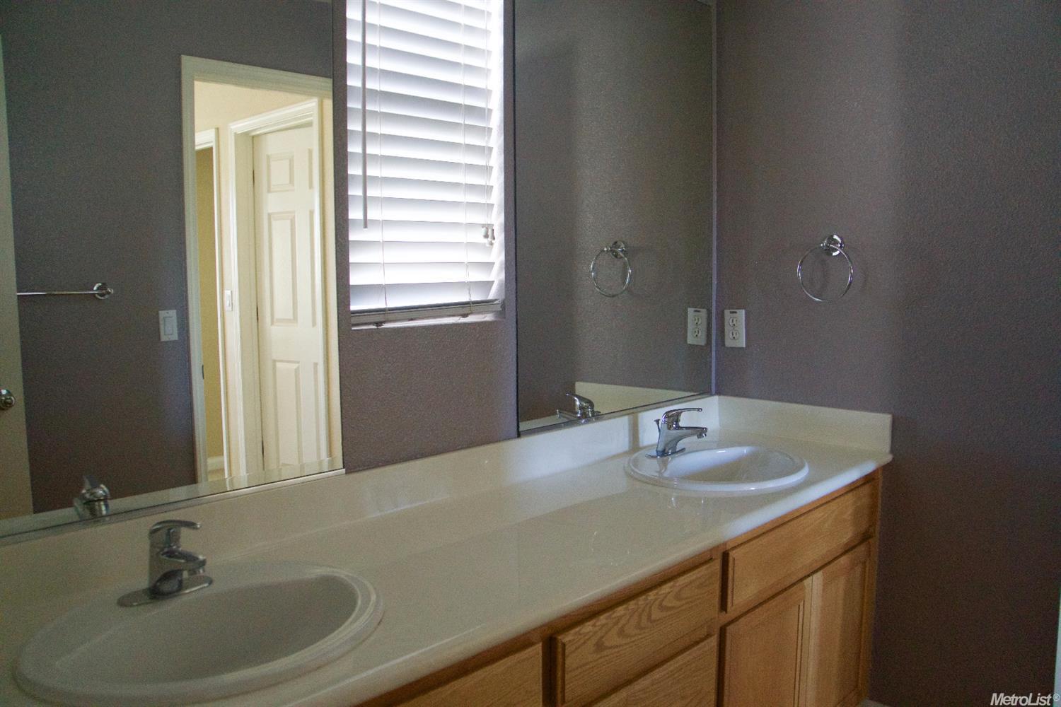801 Kennedy Pl, Tracy, CA 95377 photo 9