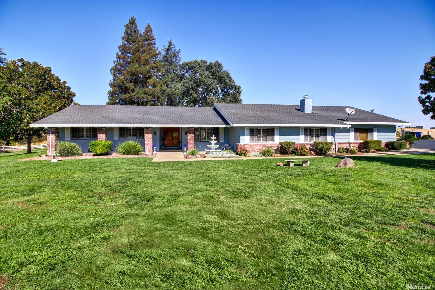 9328 Dillard Rd, Wilton, CA 95693 photo 4