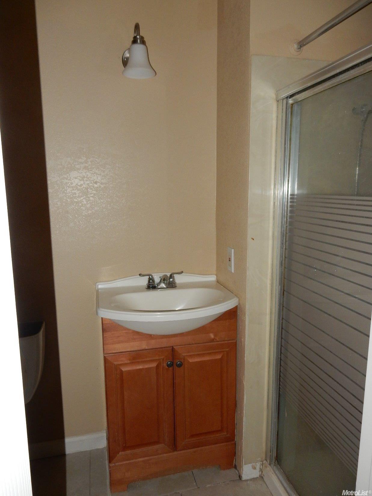 1024 Muriel Ave, Modesto, CA 95351 photo 11