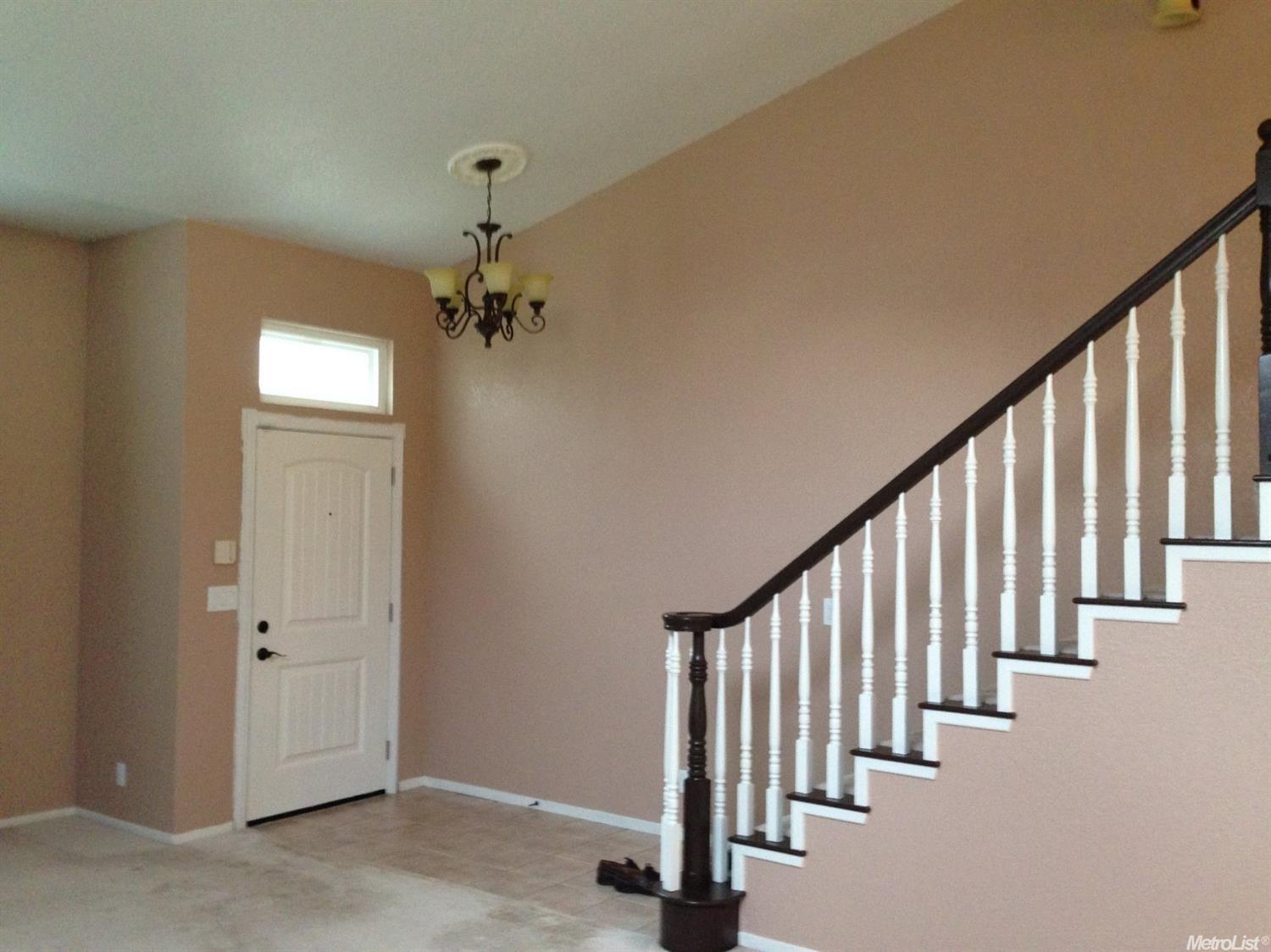 2905 Merle Ave, Modesto, CA 95355 photo 2