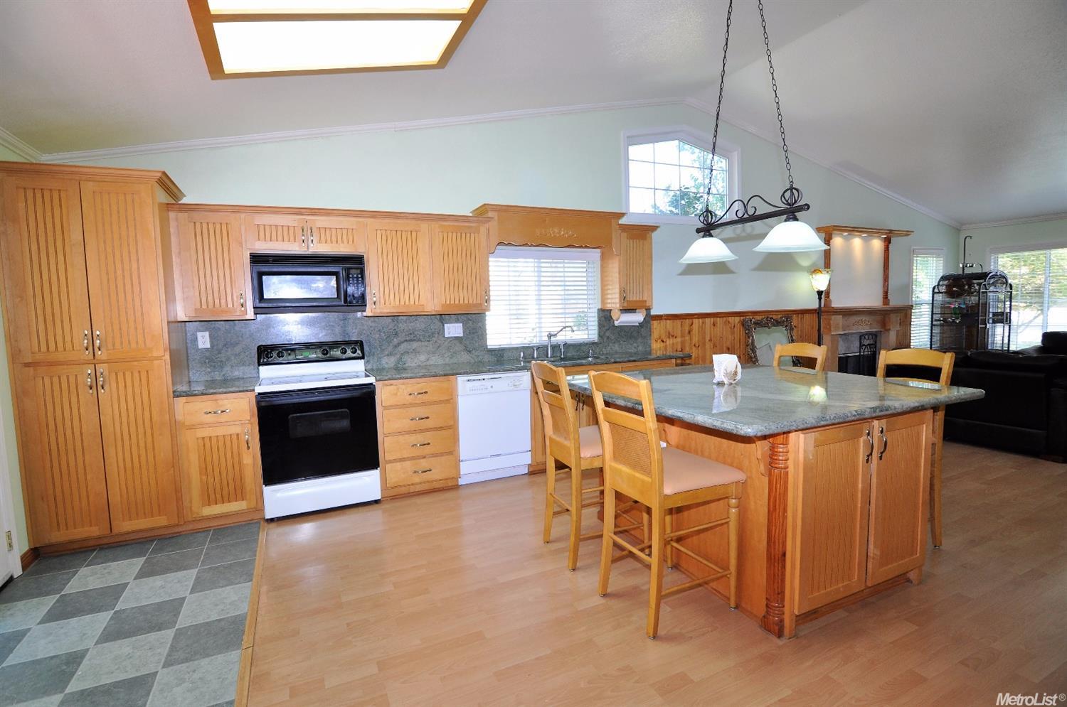 245 Gelf Ln, Modesto, CA 95357 photo 9