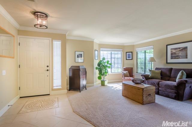 103 Soliday Ct, Folsom, CA 95630 photo 2