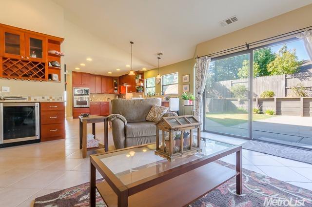 103 Soliday Ct, Folsom, CA 95630 photo 10