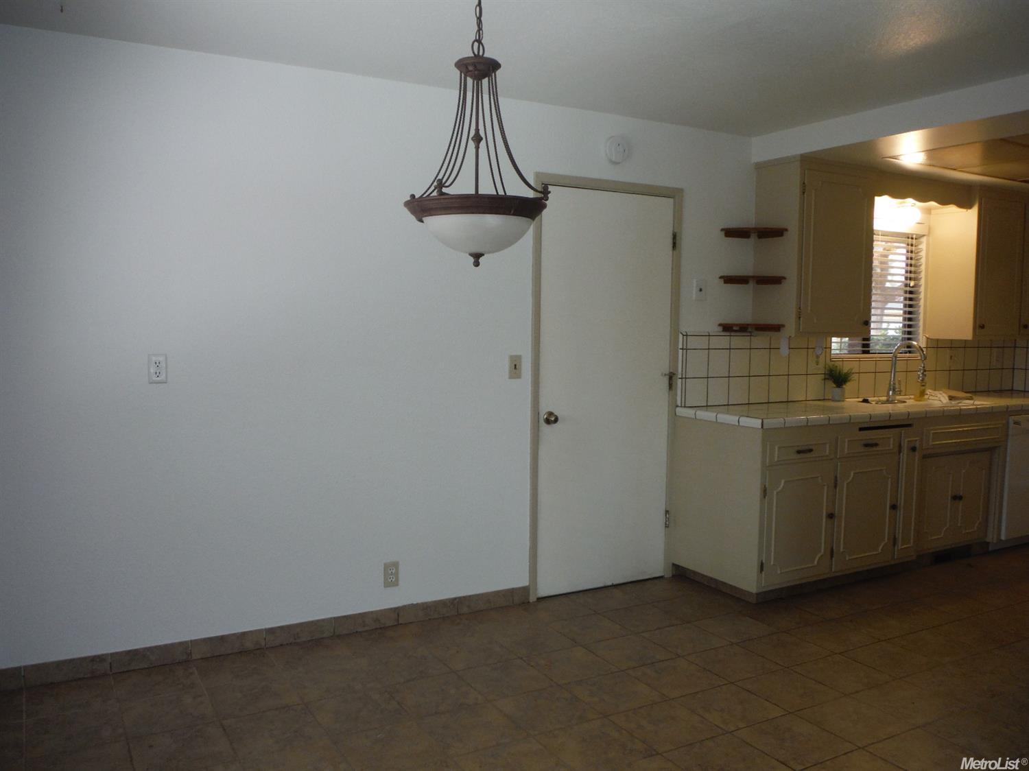 1120 Sonoma Ave, Modesto, CA 95355 photo 7