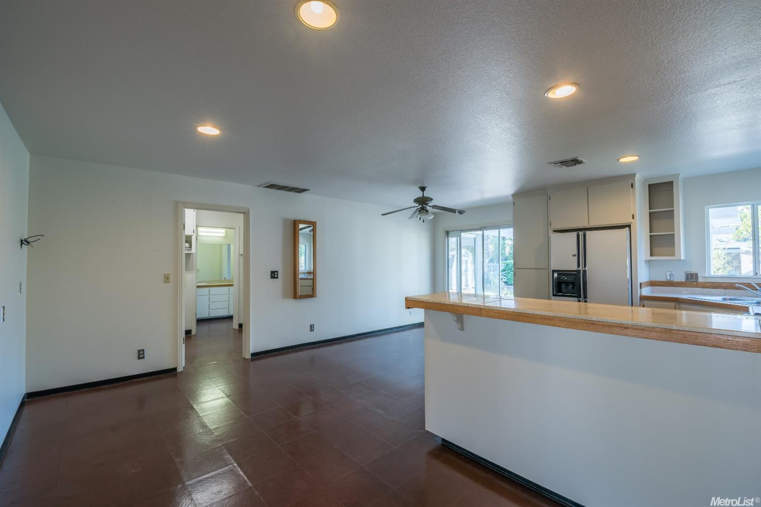 1424 Irons Ct, Modesto, CA 95355 photo 7