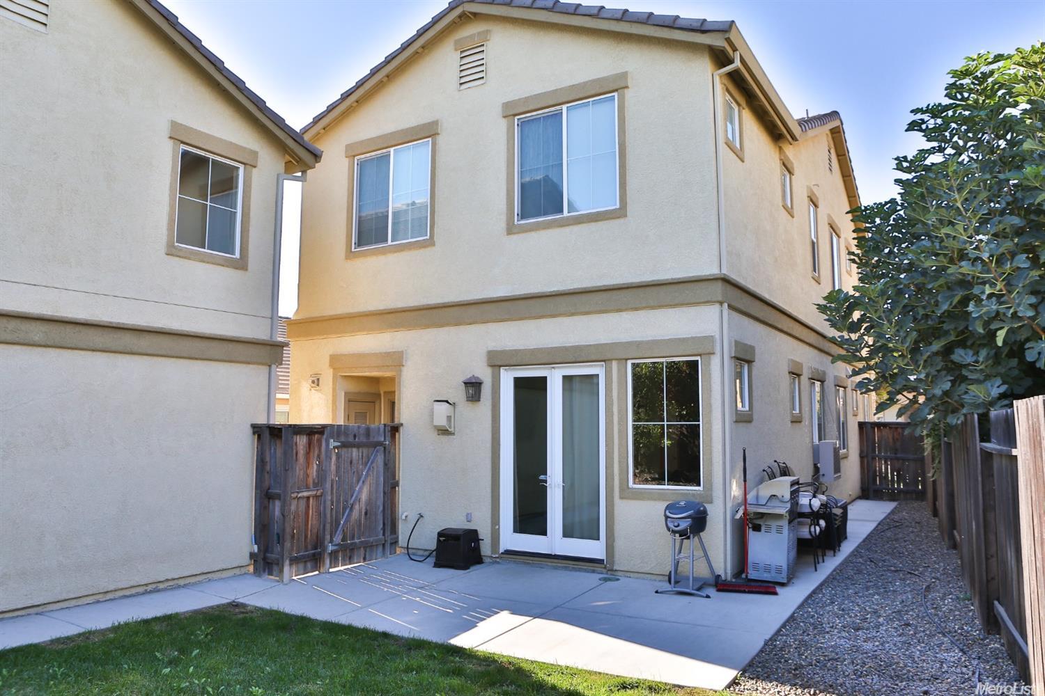 1591 Peony Dr, Tracy, CA 95377 photo 3