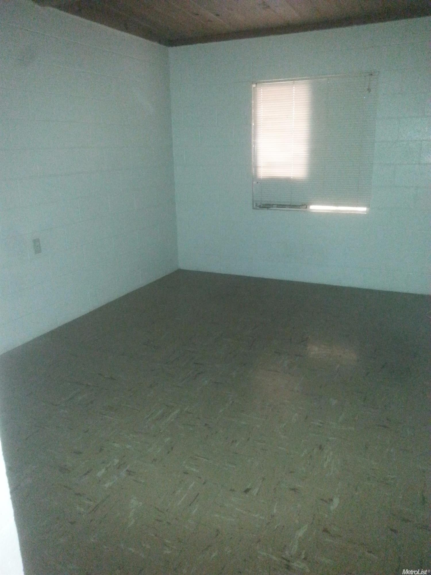 528 15th St, Modesto, CA 95354 photo 3