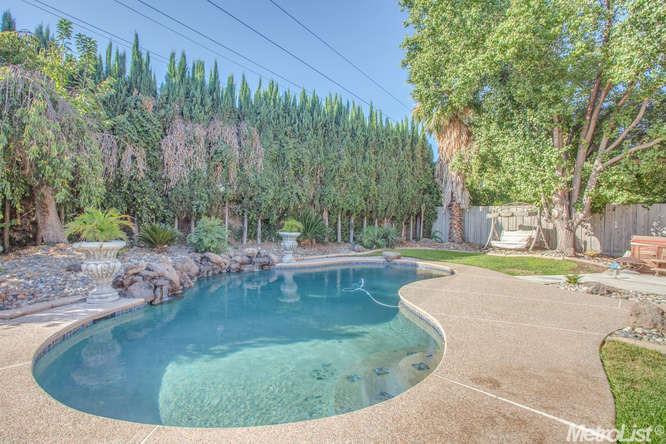 896 Lourence Dr, Tracy, CA 95376 photo 14