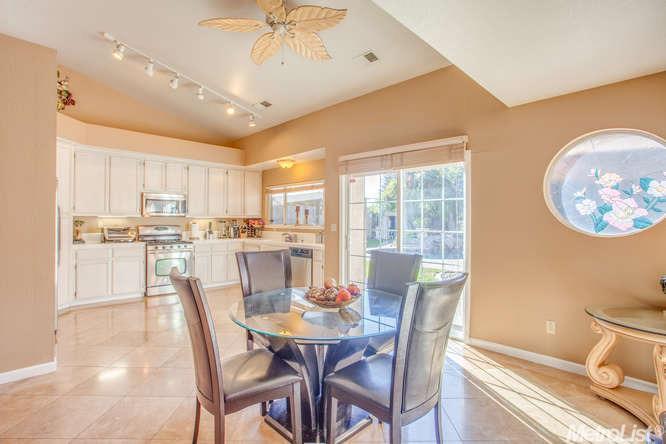 896 Lourence Dr, Tracy, CA 95376 photo 8