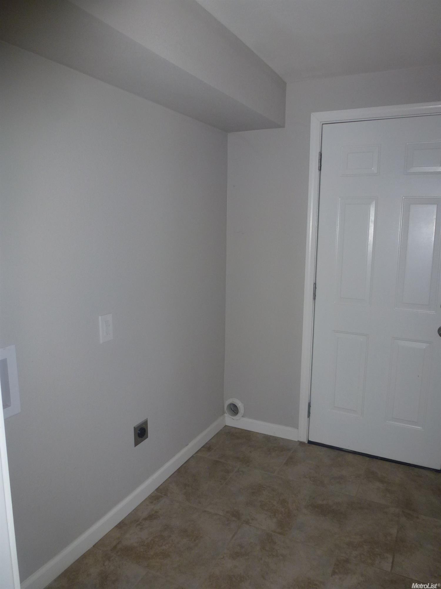 501 Laurel Ave, Modesto, CA 95351 photo 8