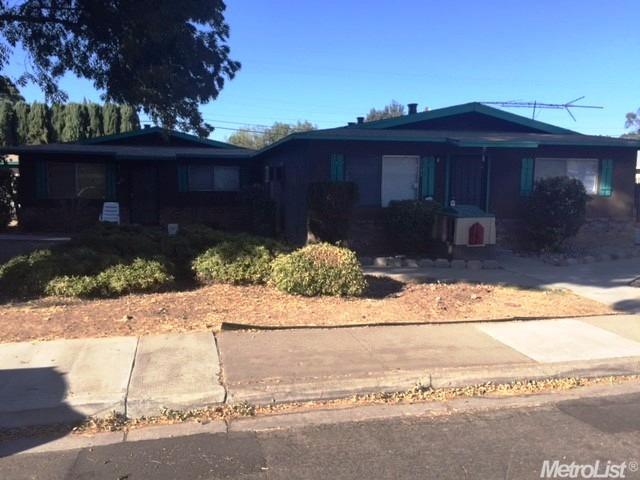 2321 Peppermint Dr, Modesto, CA 95355 photo 1