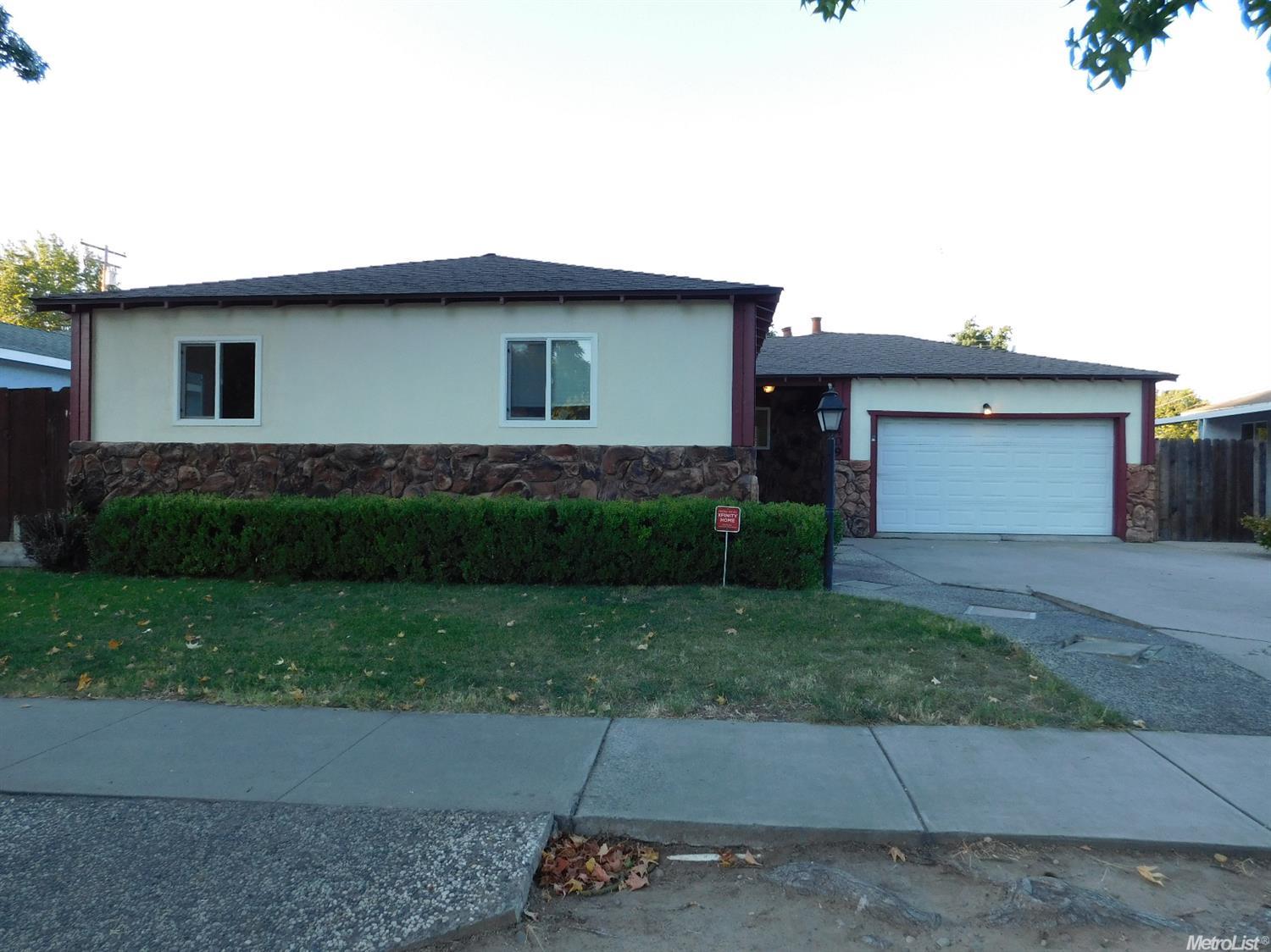 1409 Mount Vernon Dr, Modesto, CA 95350 photo 2