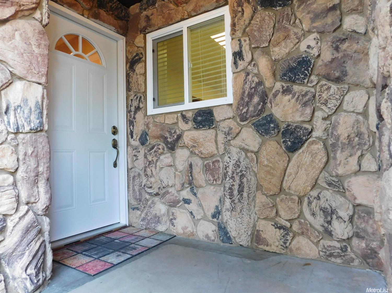 1409 Mount Vernon Dr, Modesto, CA 95350 photo 5