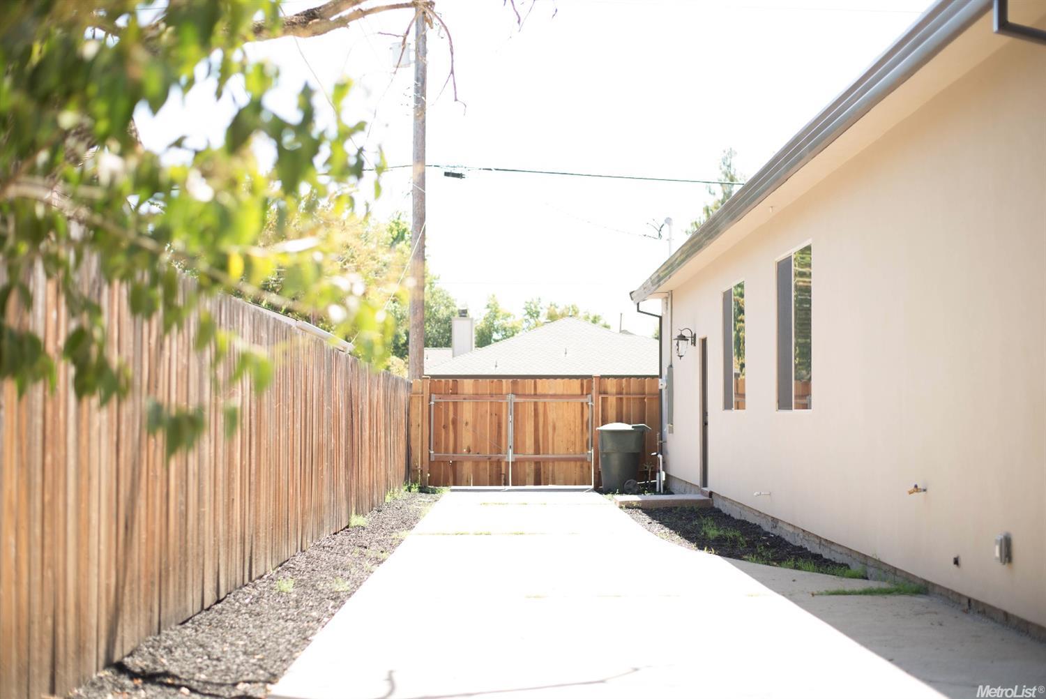 5227 Kenneth Ave, Carmichael, CA 95608 photo 17