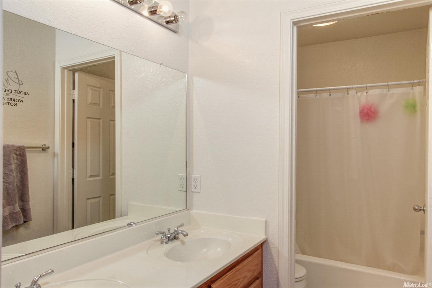 534 Micheletos, Manteca, CA 95336 photo 18