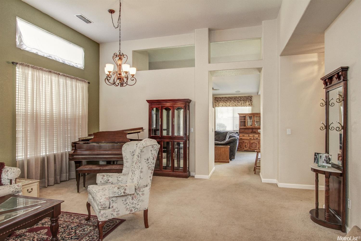 534 Micheletos, Manteca, CA 95336 photo 4
