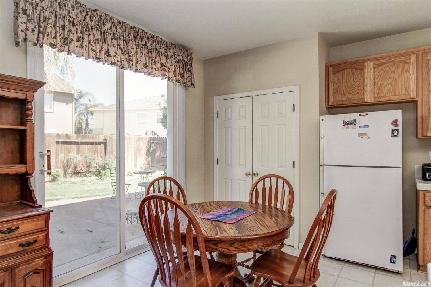 534 Micheletos, Manteca, CA 95336 photo 8