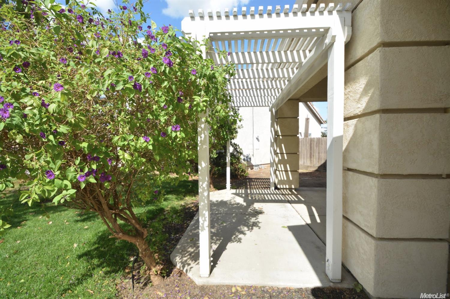 4128 Quiet Brook Ct, Modesto, CA 95356 photo 3