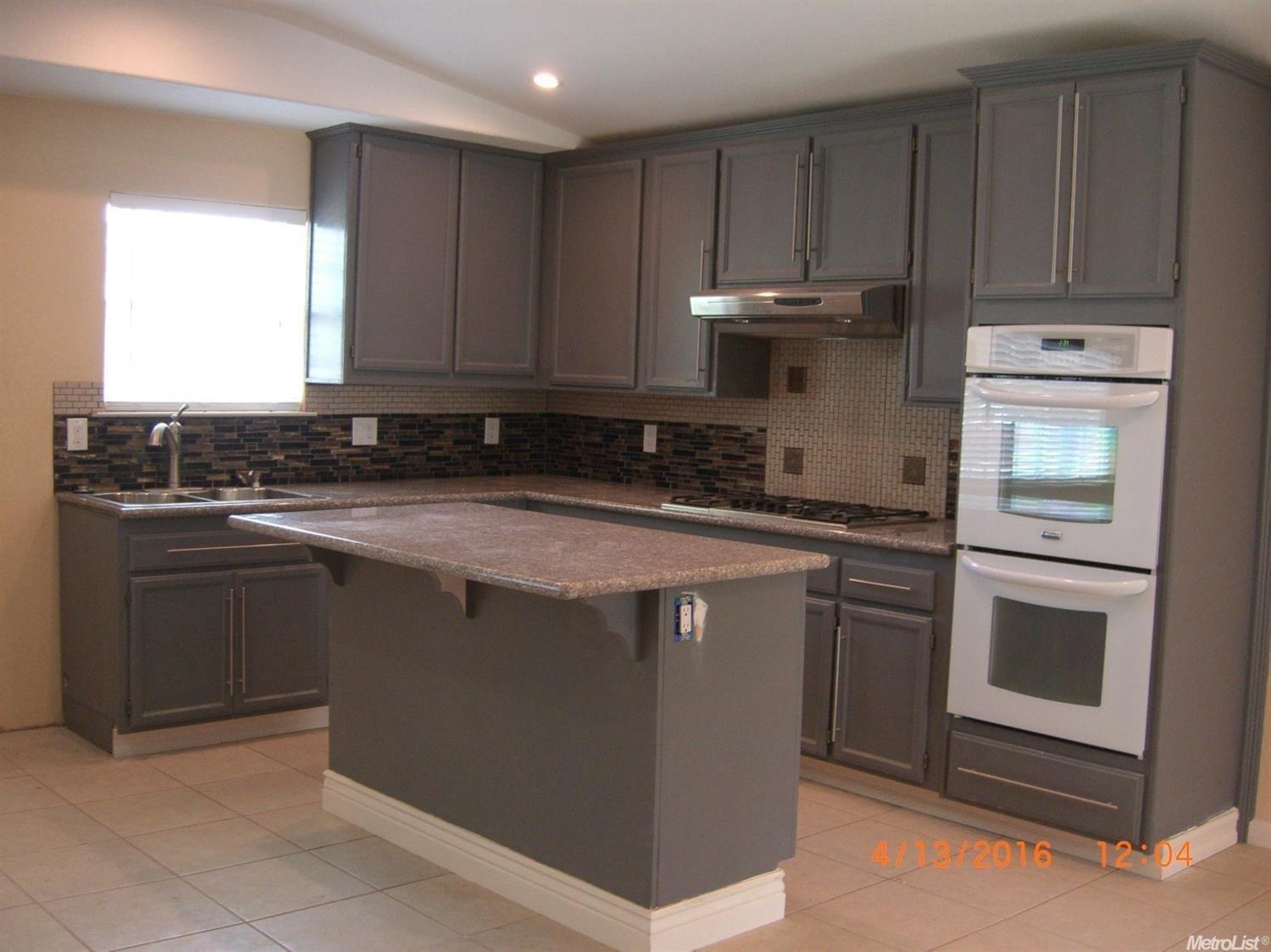 231 S 6th St, Patterson, CA 95363 photo 4