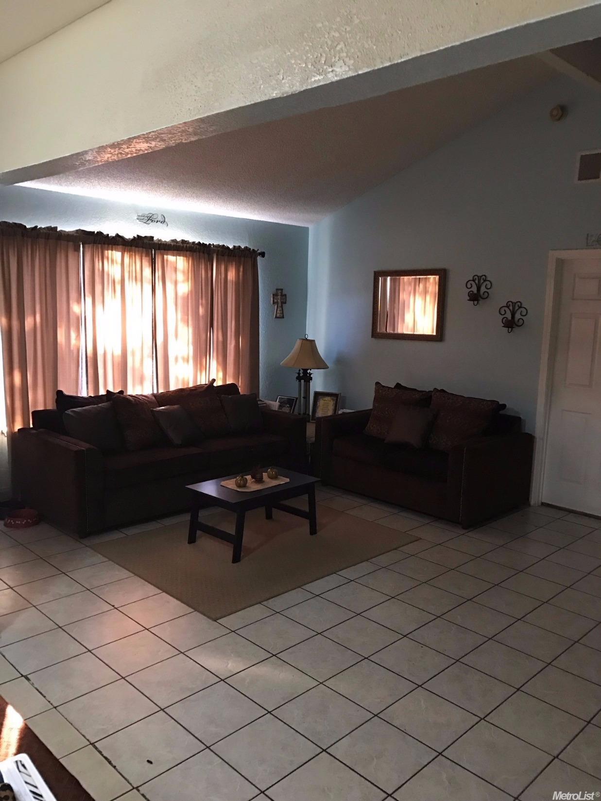 2053 Marlow St, Modesto, CA 95351 photo 5