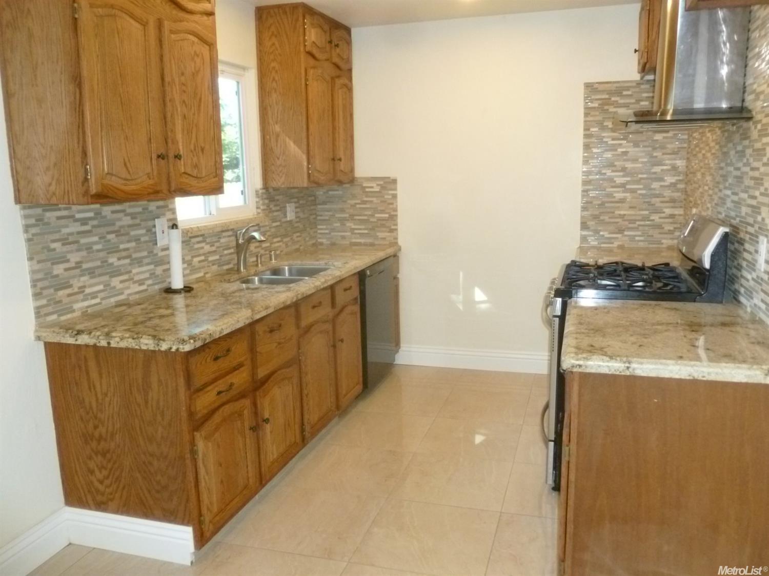 6648 Palm Ave, Carmichael, CA 95608 photo 1