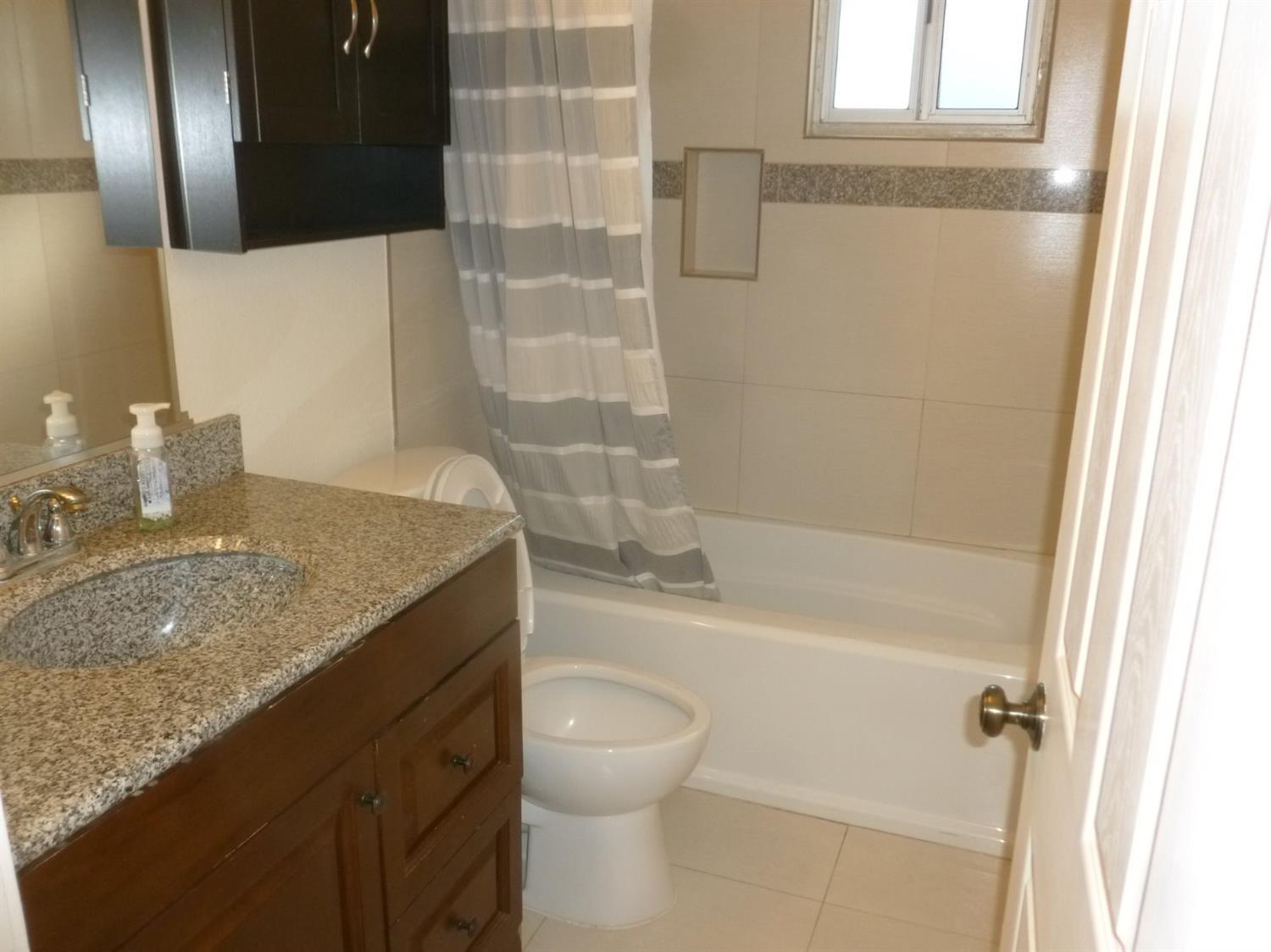 6648 Palm Ave, Carmichael, CA 95608 photo 2
