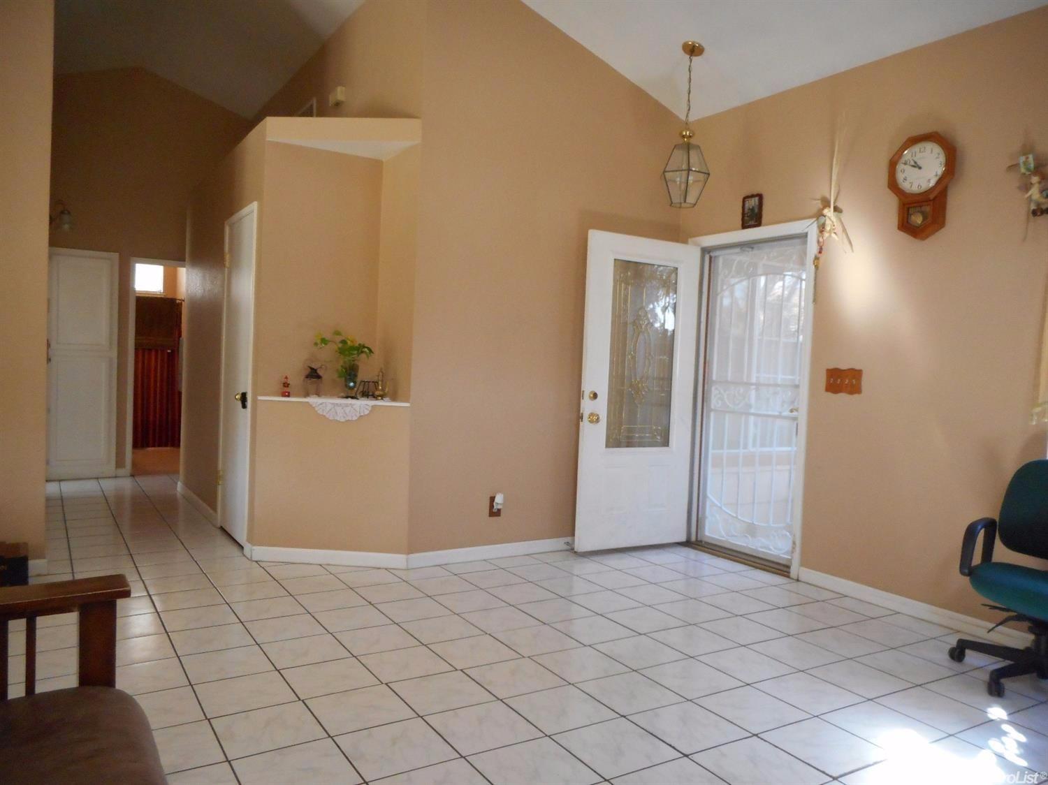 728 Park Meadow Dr, Modesto, CA 95358 photo 8