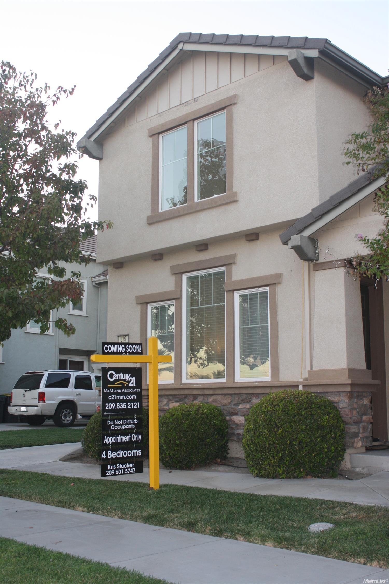 379 Danbury Pl, Lathrop, CA 95330 photo 2
