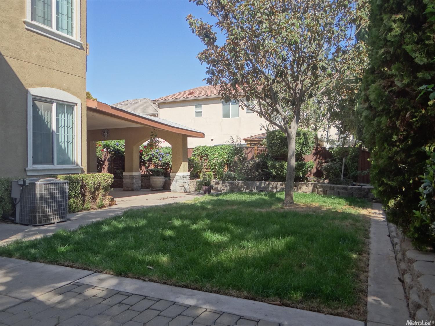 2325 Abbott Ct, Tracy, CA 95377 photo 4