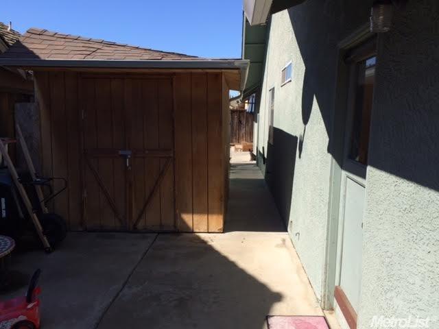 2209 Cyrus Hall, Modesto, CA 95358 photo 6