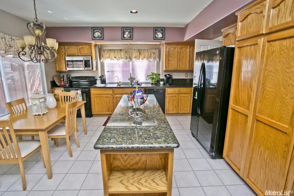 834 Christy Ct, Tracy, CA 95376 photo 10