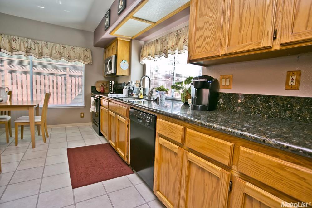 834 Christy Ct, Tracy, CA 95376 photo 11