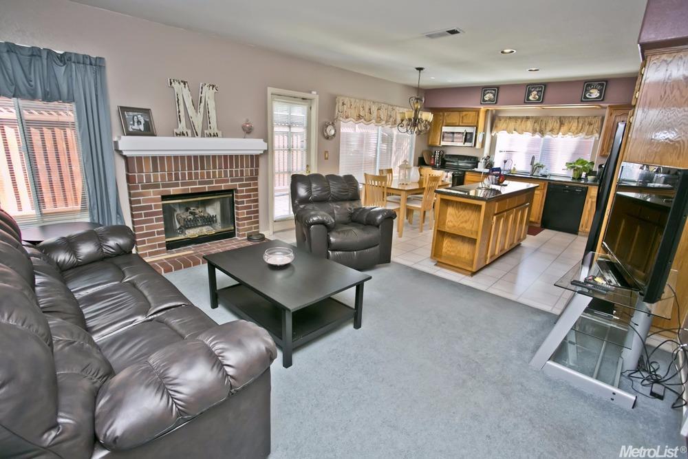 834 Christy Ct, Tracy, CA 95376 photo 8