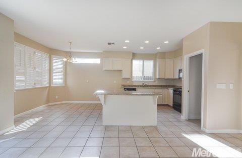 1312 Primavera, Manteca, CA 95337 photo 7