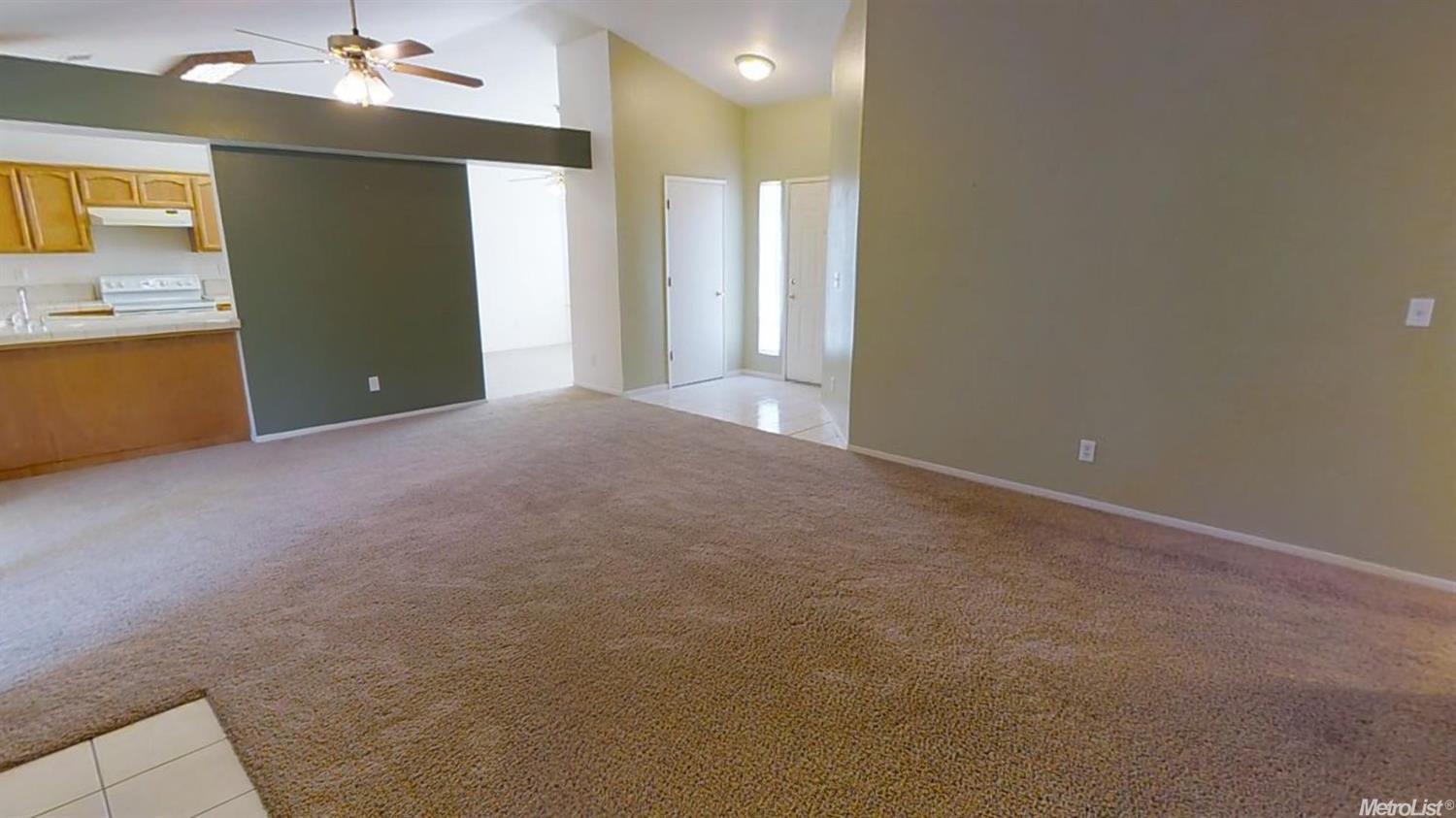 1261 La Salle, Gustine, CA 95322 photo 5
