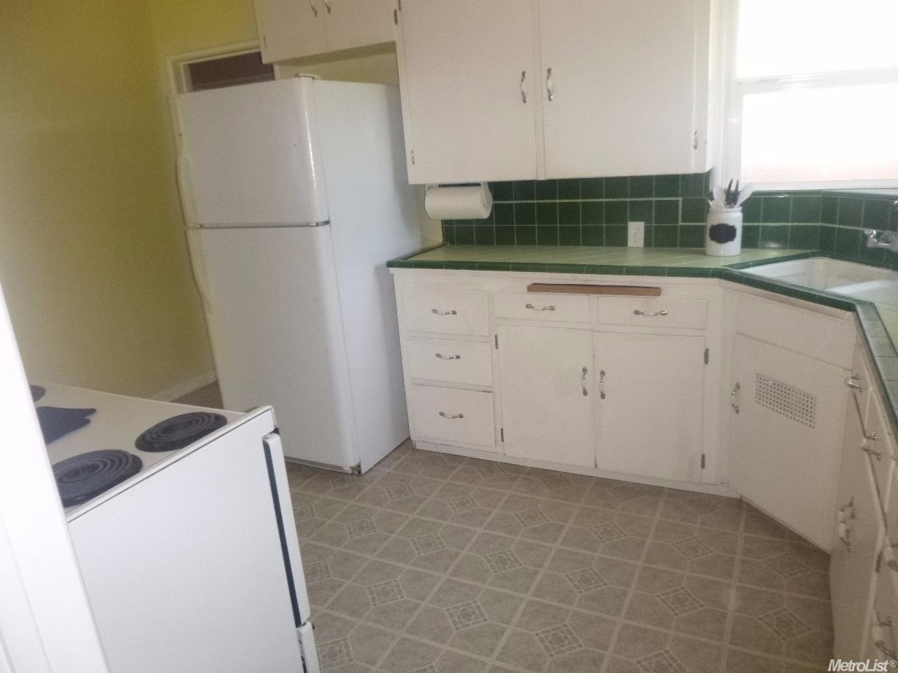 1045 W 22nd St, Merced, CA 95340 photo 15