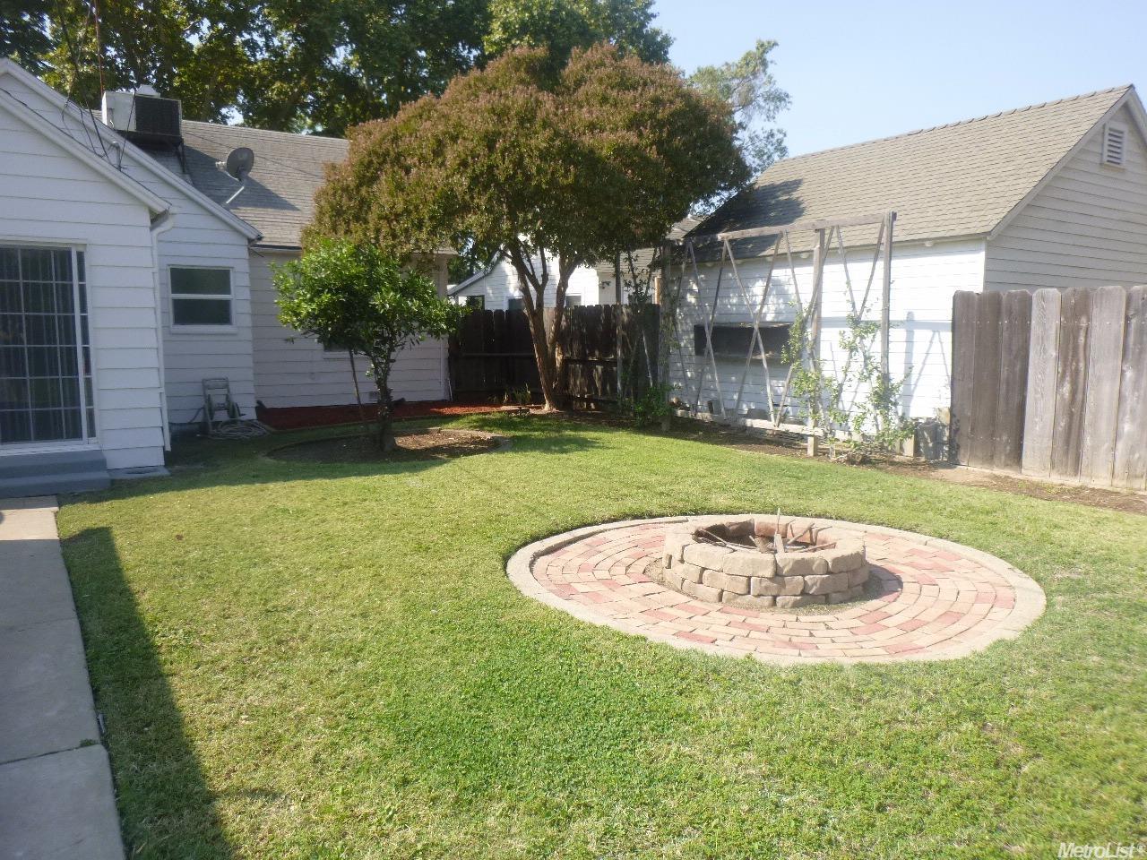 1045 W 22nd St, Merced, CA 95340 photo 24