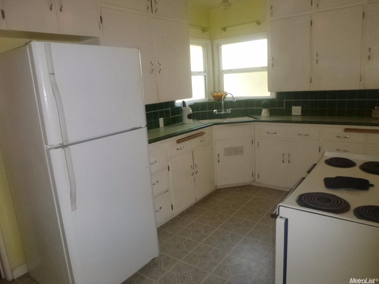1045 W 22nd St, Merced, CA 95340 photo 16