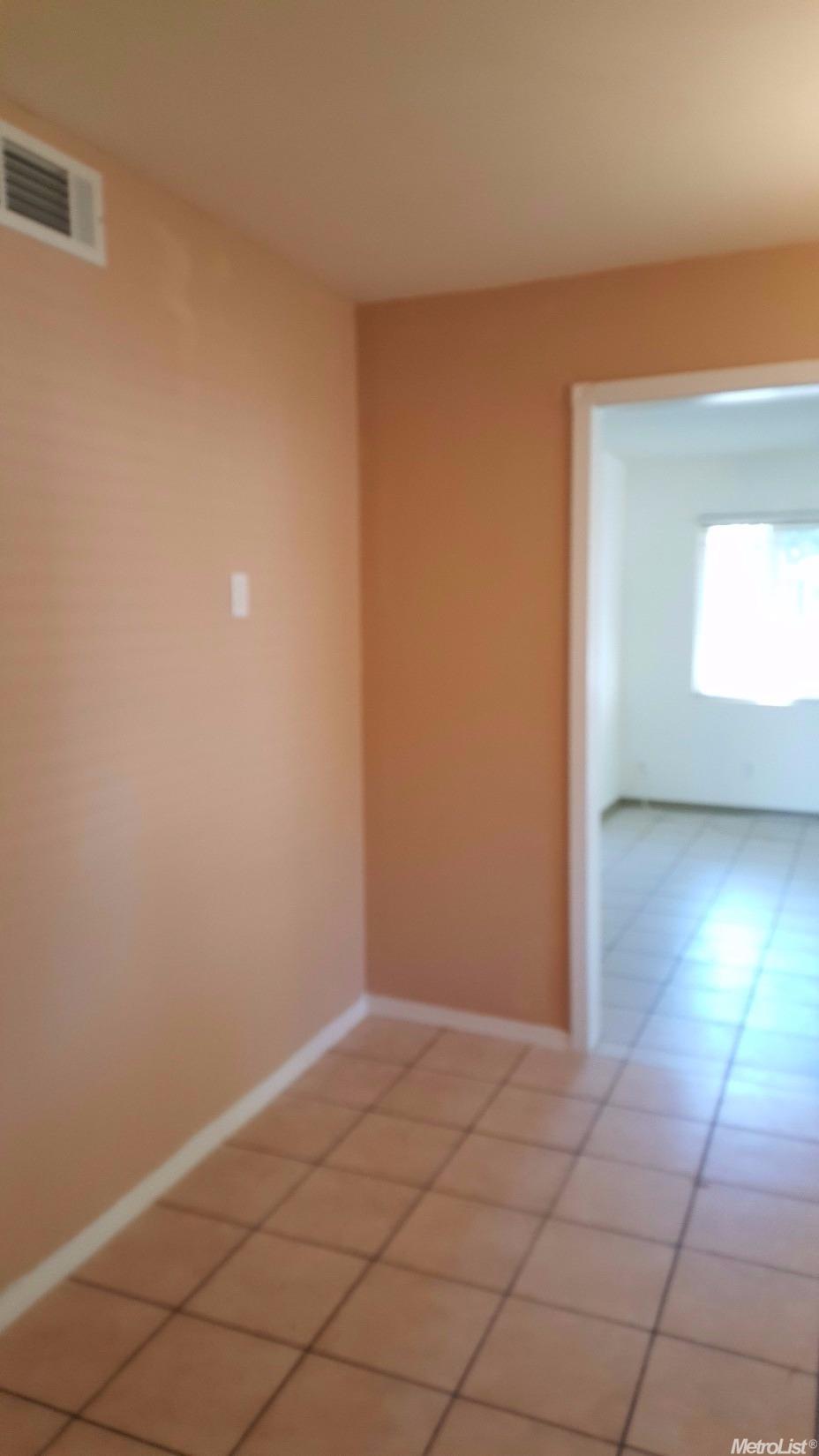 2310 U St, Merced, CA 95340 photo 3