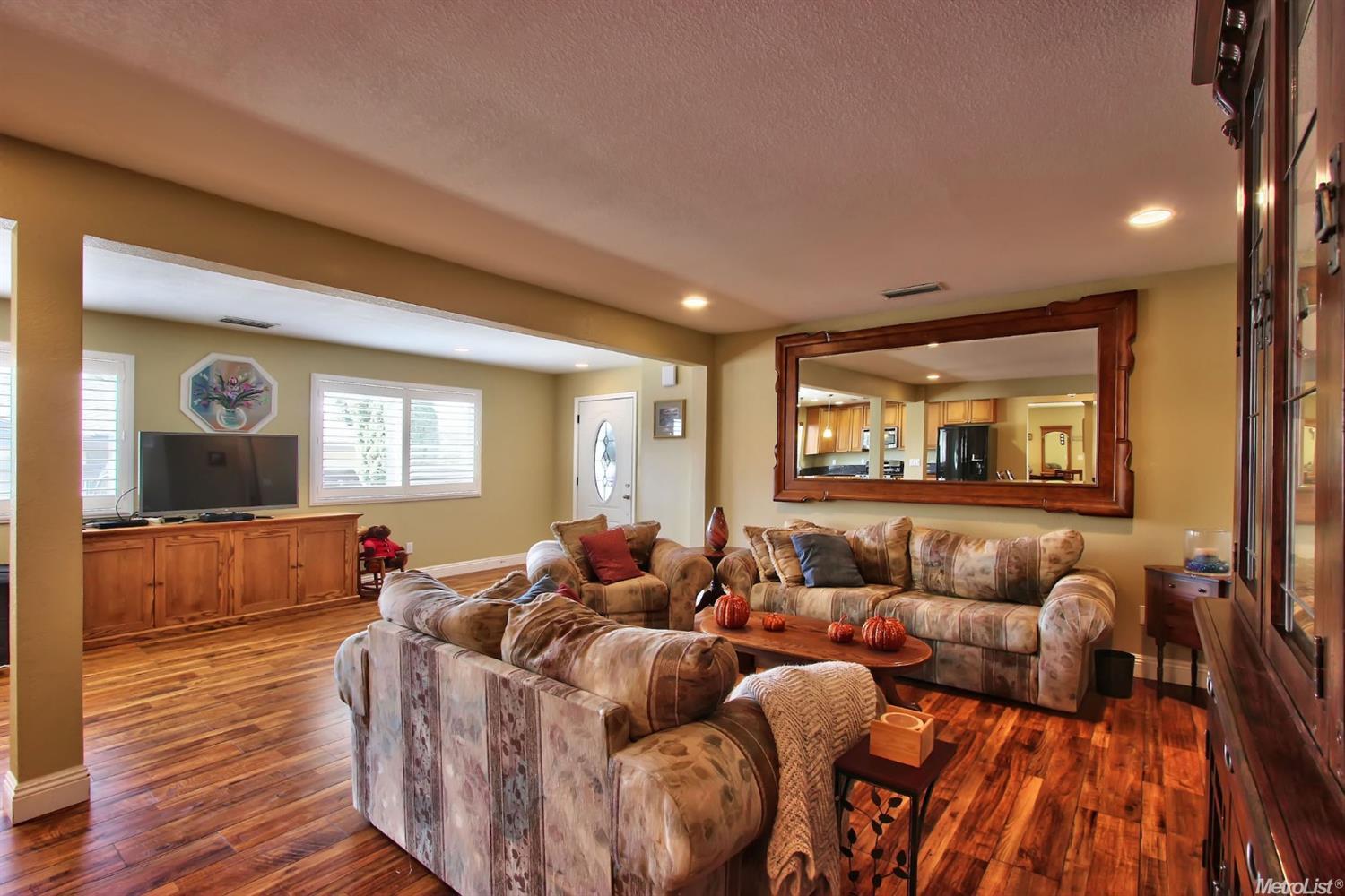 9464 Erwin Ave, Orangevale, CA 95662 photo 3