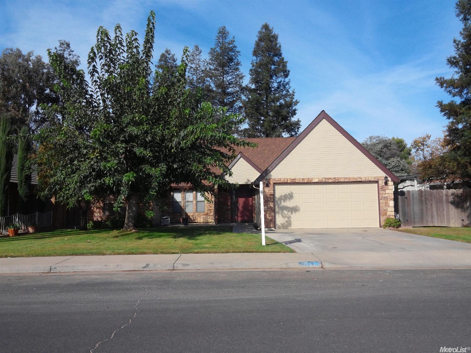 20426 1st St, Hilmar, CA 95324 photo 1
