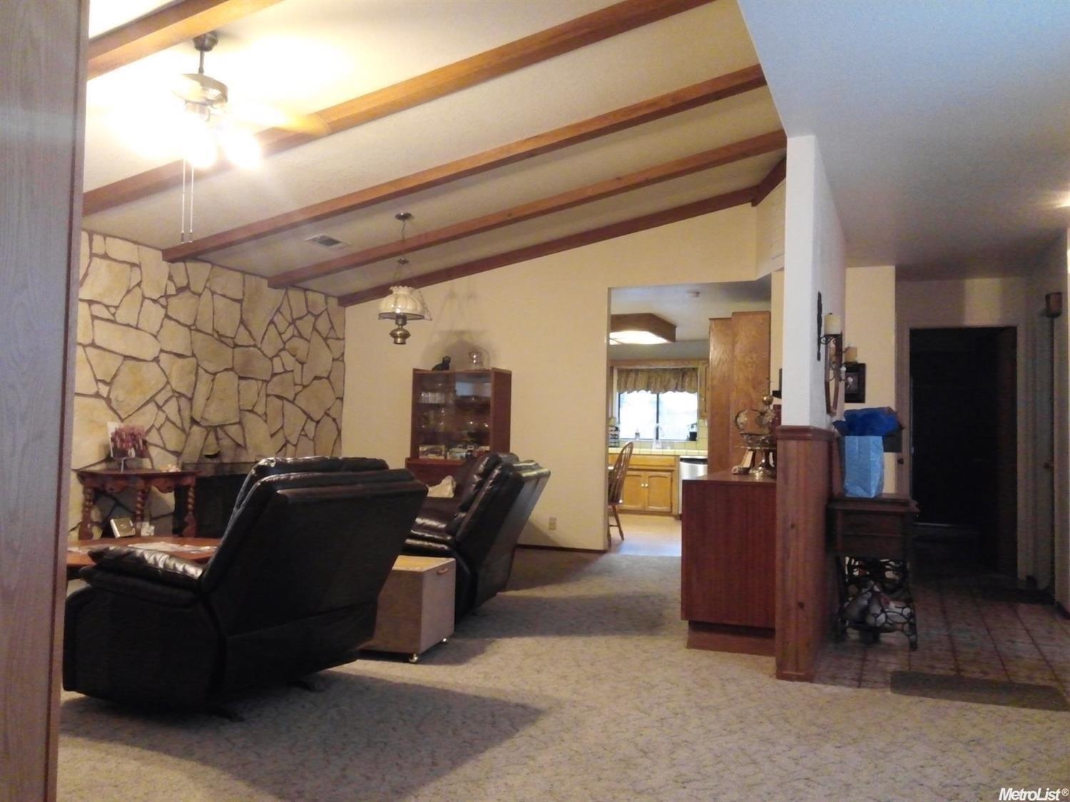 20426 1st St, Hilmar, CA 95324 photo 3