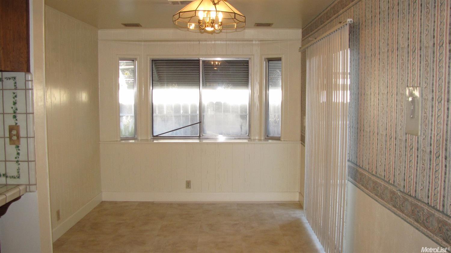 305 Raylow Ave, Manteca, CA 95337 photo 7
