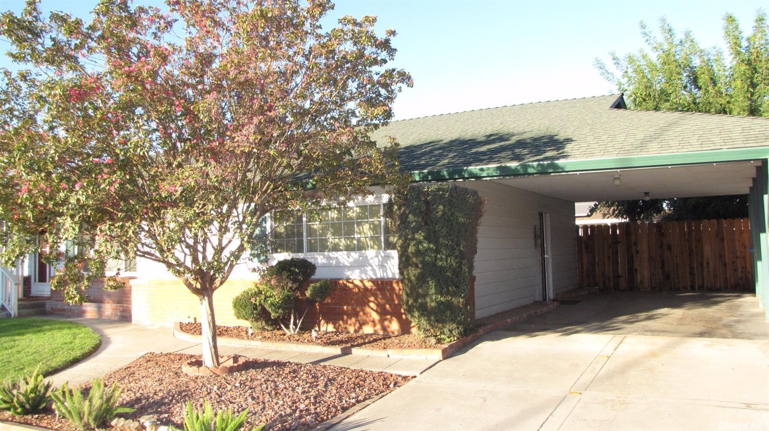 305 Raylow Ave, Manteca, CA 95337 photo 2