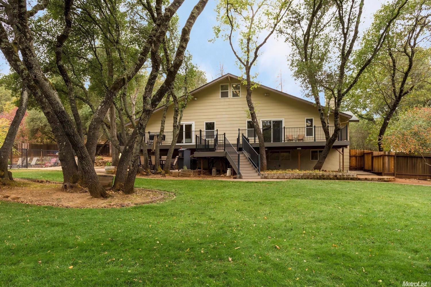 3885 Yellow Pine Dr, Rescue, CA 95672 photo 1