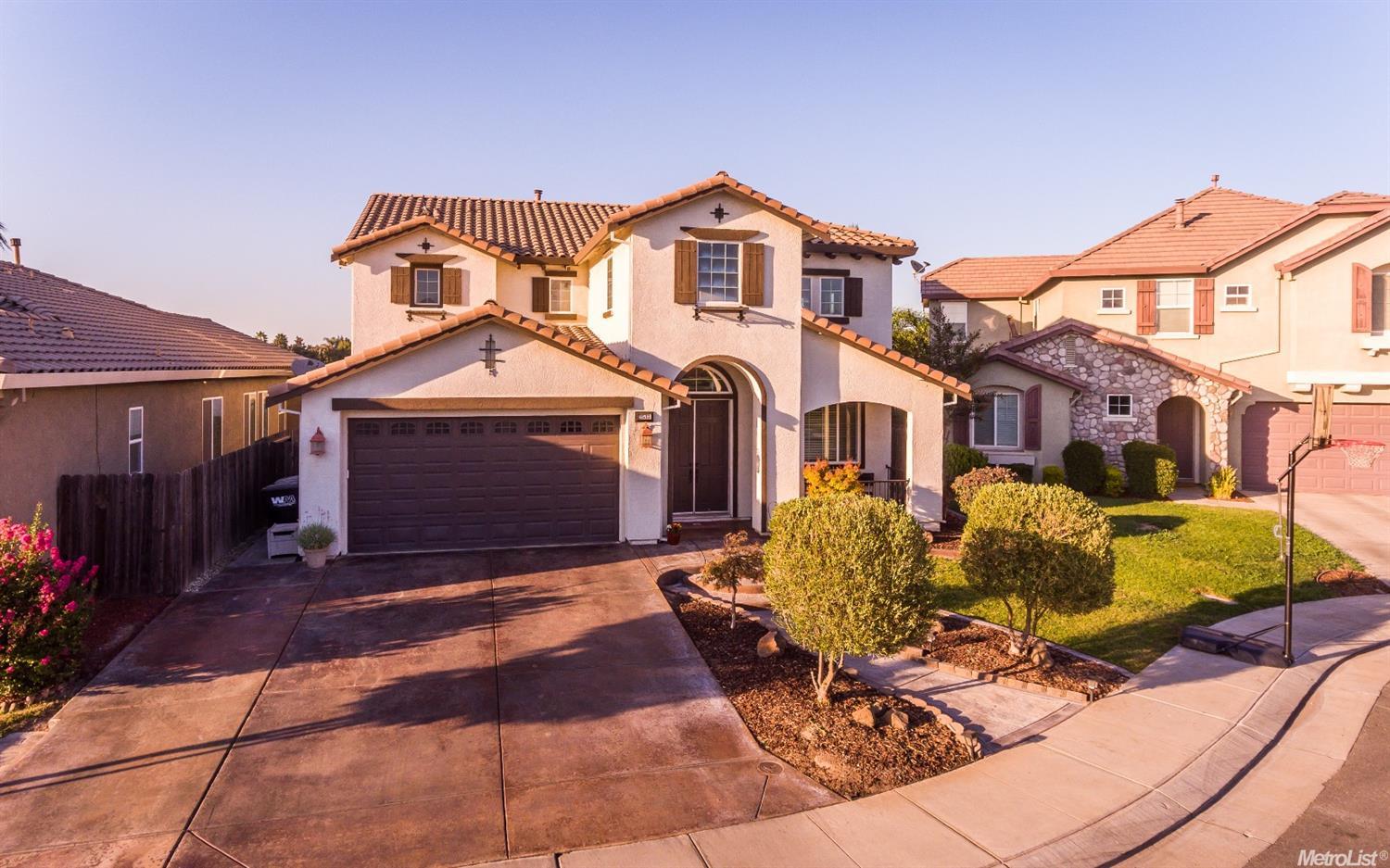 2533 Beaufort Dr, Modesto, CA 95355 photo 2