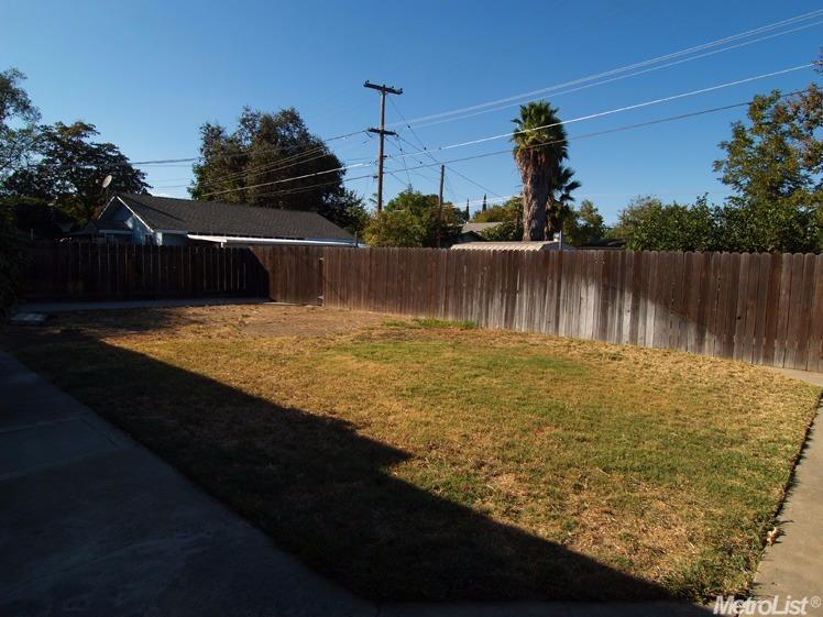 417 Bruce Ave, Modesto, CA 95350 photo 22